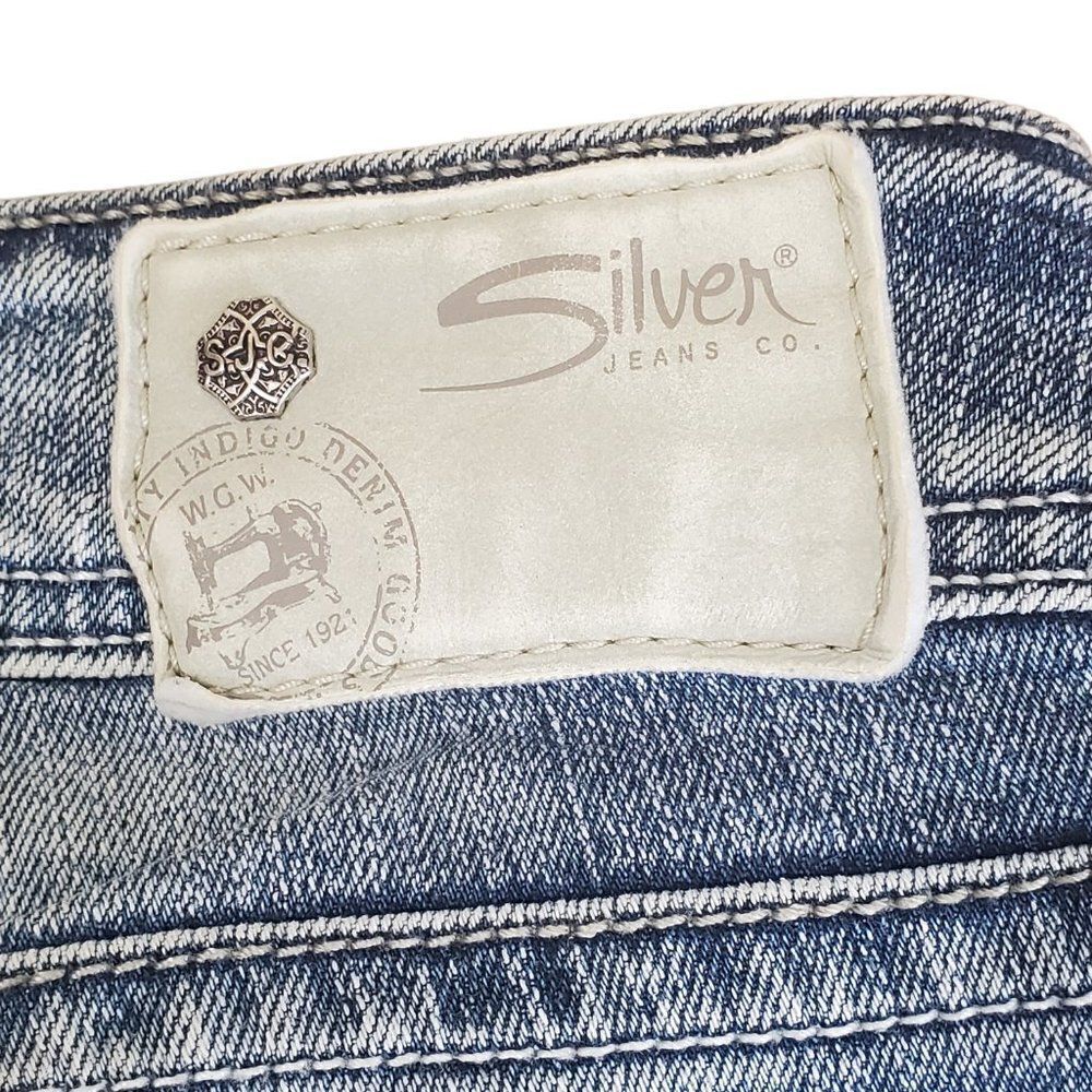 Silver Suki Bermuda Denim Jean Shorts Medium‎ Wash Factory Fading Distressed 27 - Picture 7 of 14